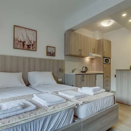 Adriatik Lux