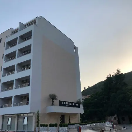 Adriatik Lux