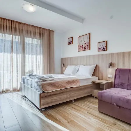 Adriatik Lux * Budva