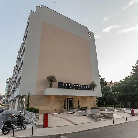 Apartment Adriatik Lux Budva