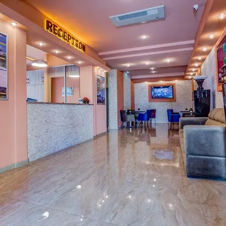 Apartment Adriatik Lux Budva